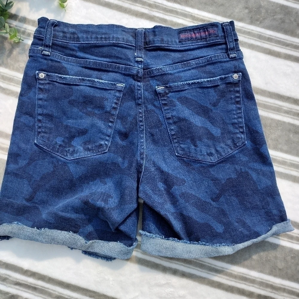 Rock & Republic Camo Shorts dark wash Blue Jean Denim high rise raw creased hem